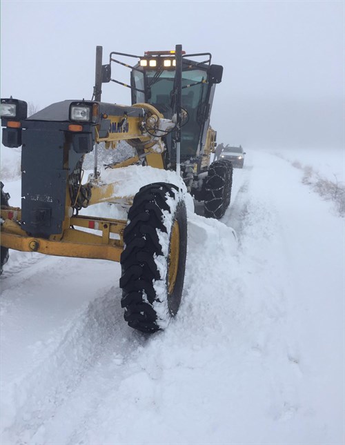 İlk Kar Yağışı ile Köylerimizdeki Karla Mücadele Çalışmalarımız Başladı